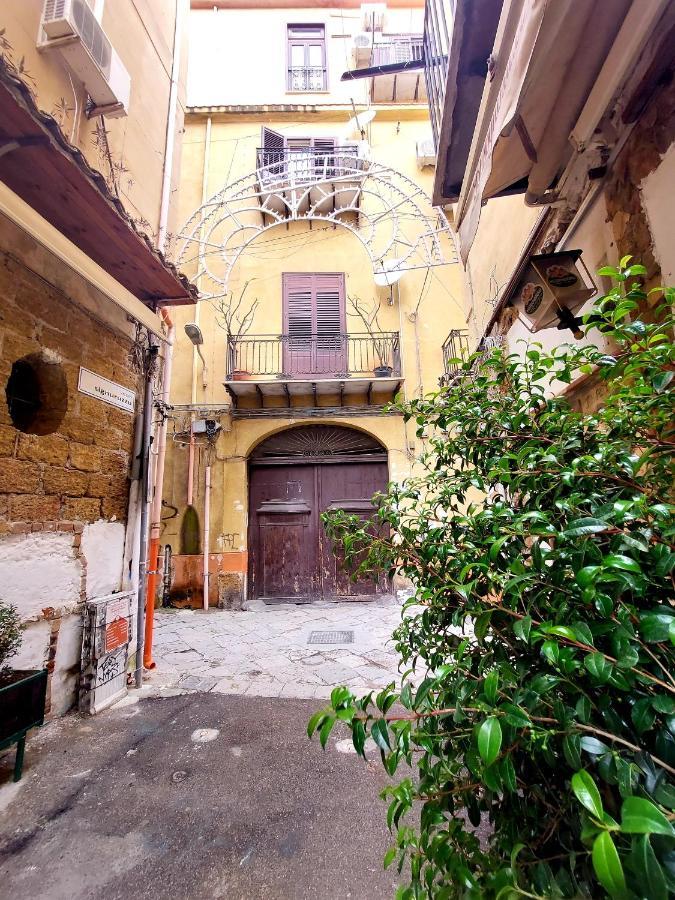 Guest House Palermo Massimo 23 Exterior photo